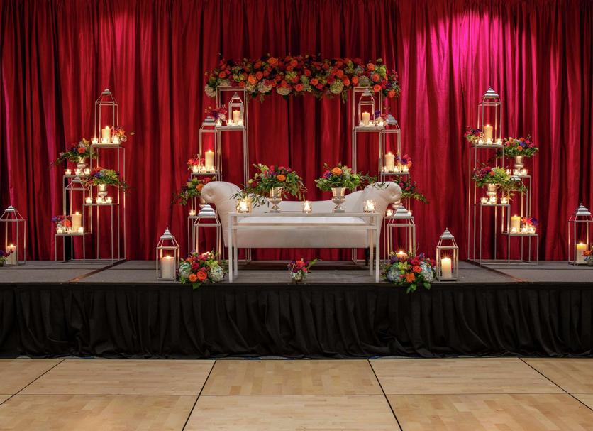 Banquet hall Photo