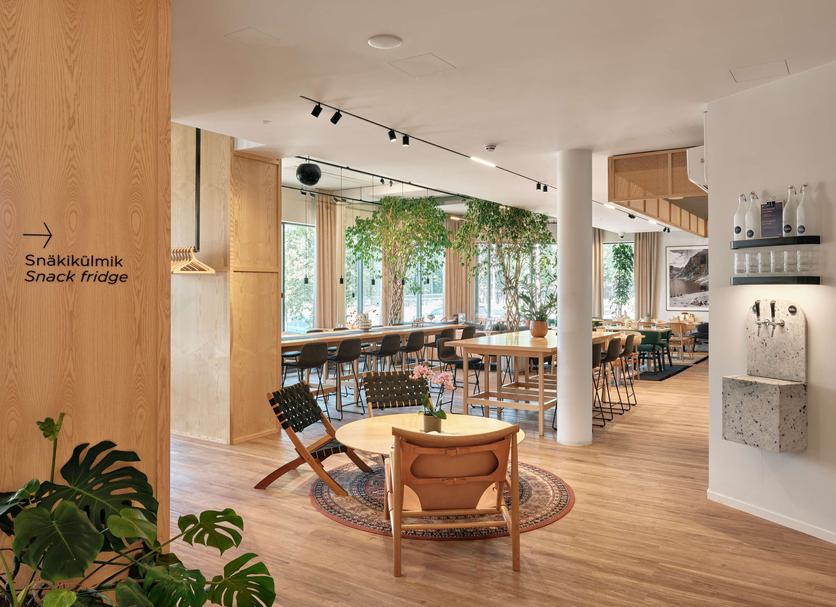 Restaurant Photo