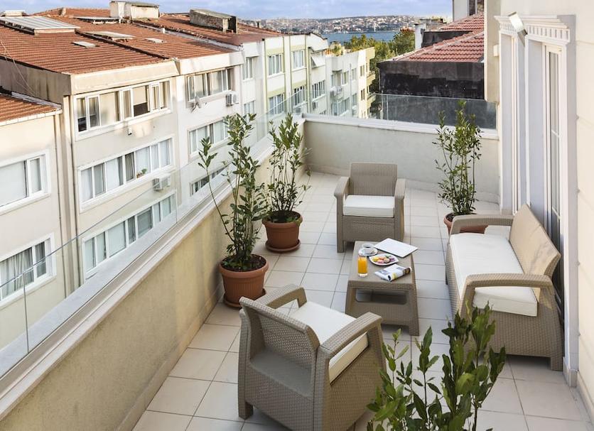 Balcony Photo