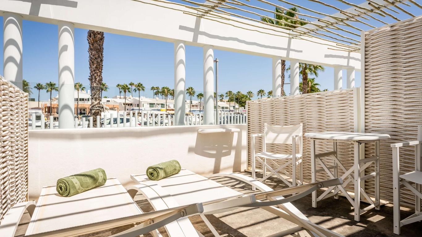 Lago Resort Menorca - Casas del Lago Adults Only