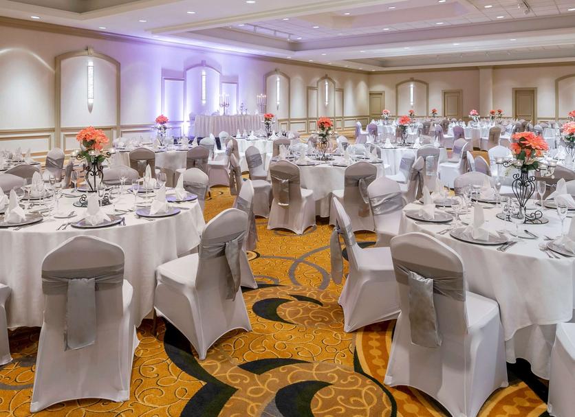 Banquet hall Photo