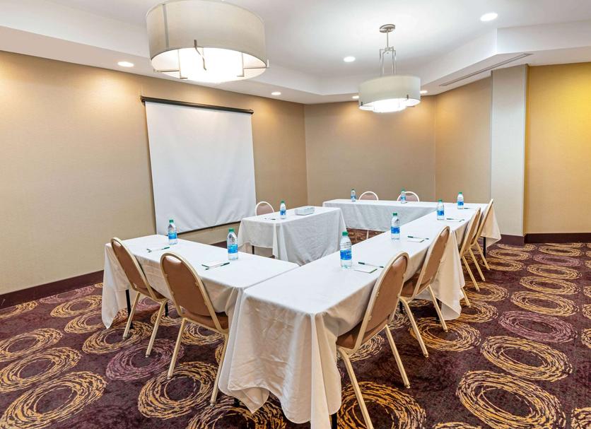 Conference room Photo