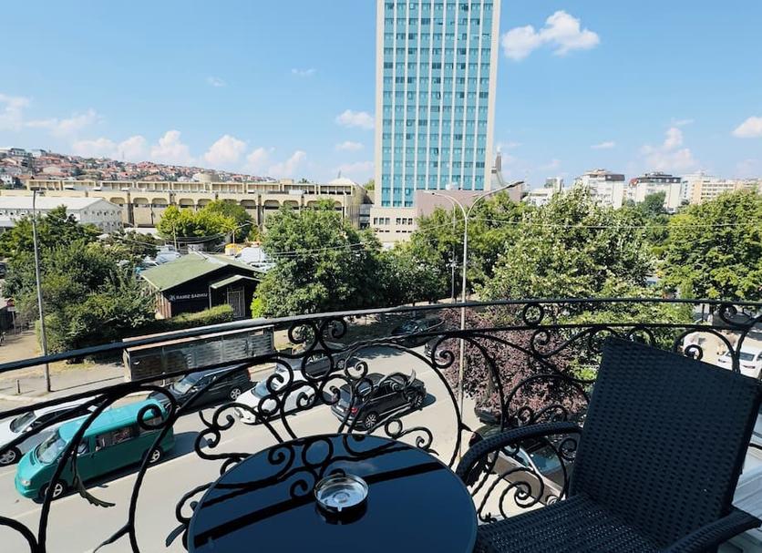 Balcony Photo