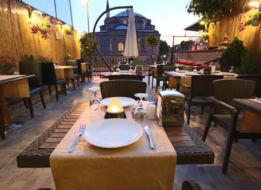 Restaurant Photo