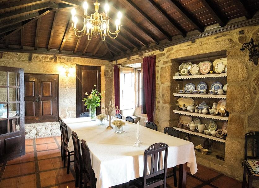 Dining room Photo