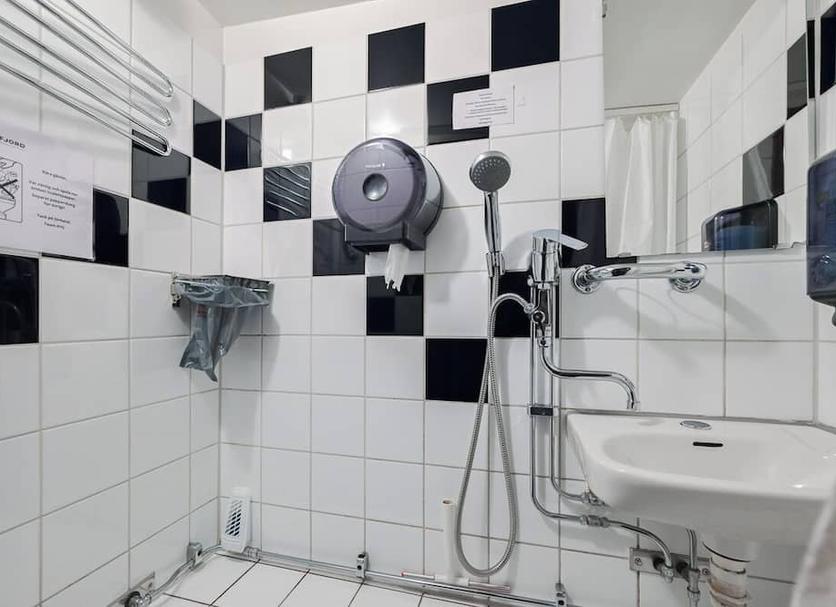 Bathroom Photo