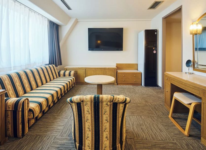 Lounge Photo