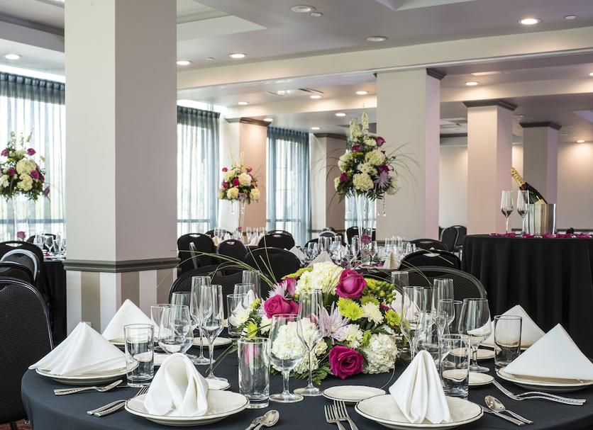 Banquet hall Photo