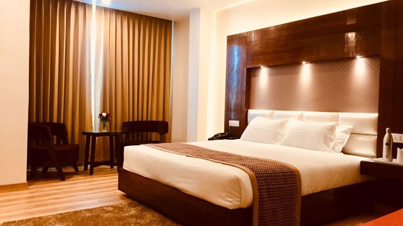 Amr Hotel
