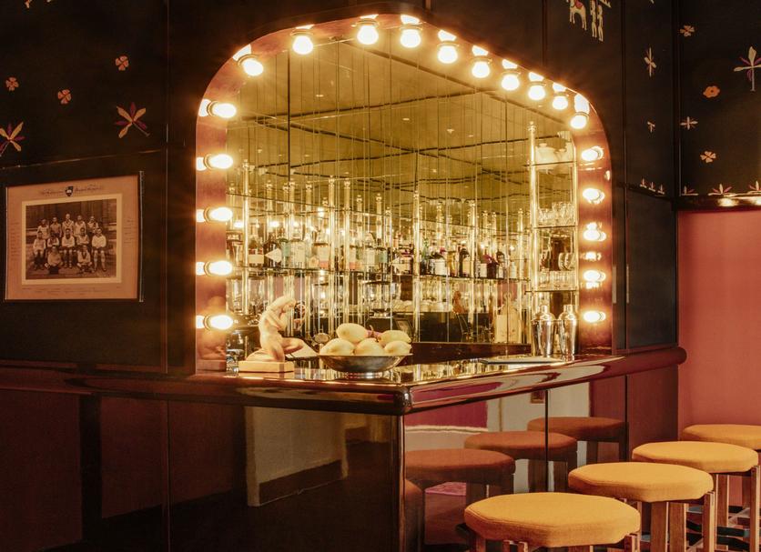 Bar Photo