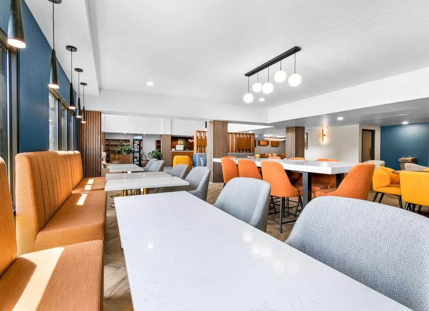 Dining room Photo