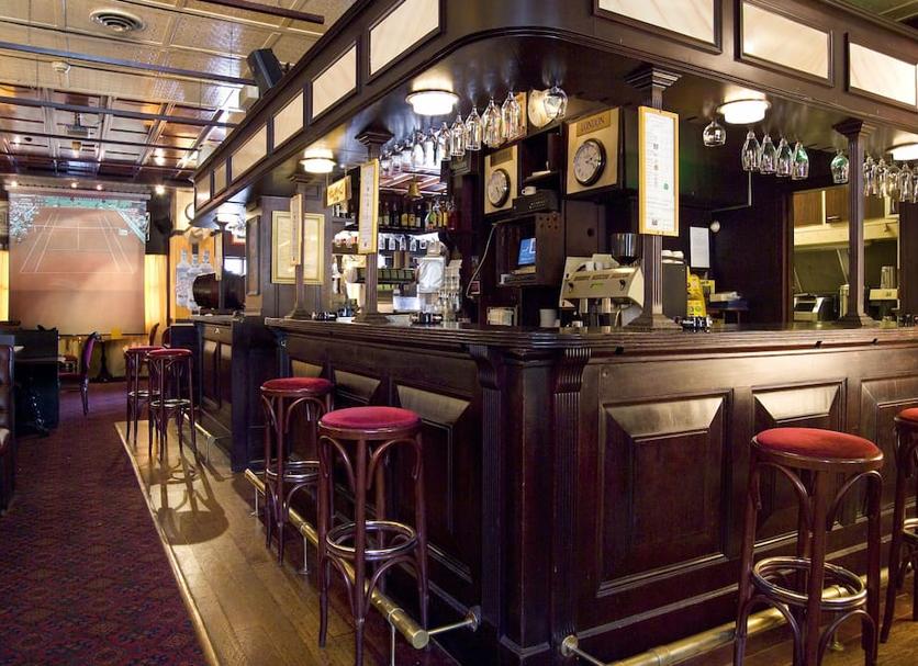 Bar Photo