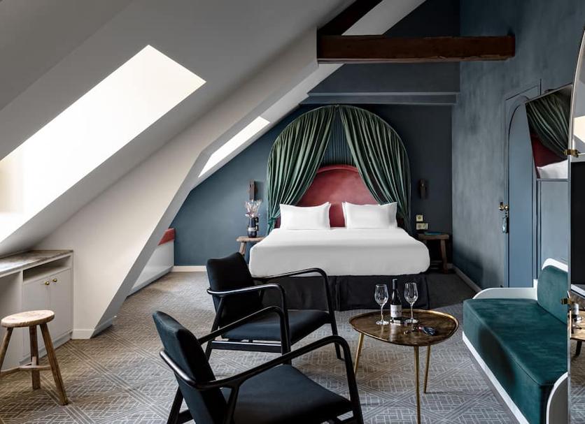 Bedroom Photo