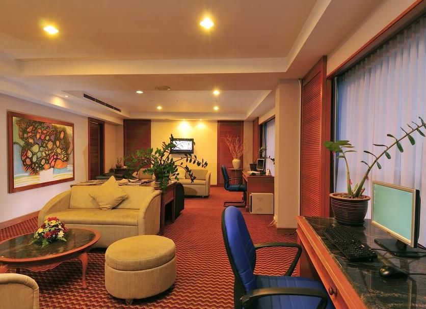 Lounge Photo