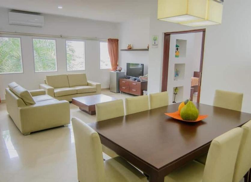 Dining room Photo