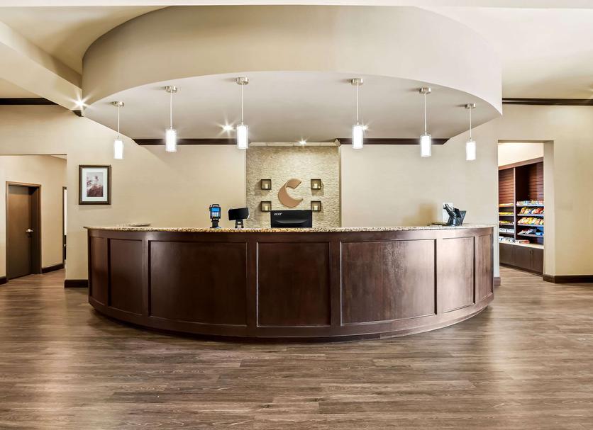 Front desk Photo