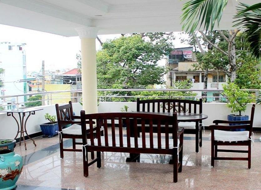 Balcony Photo