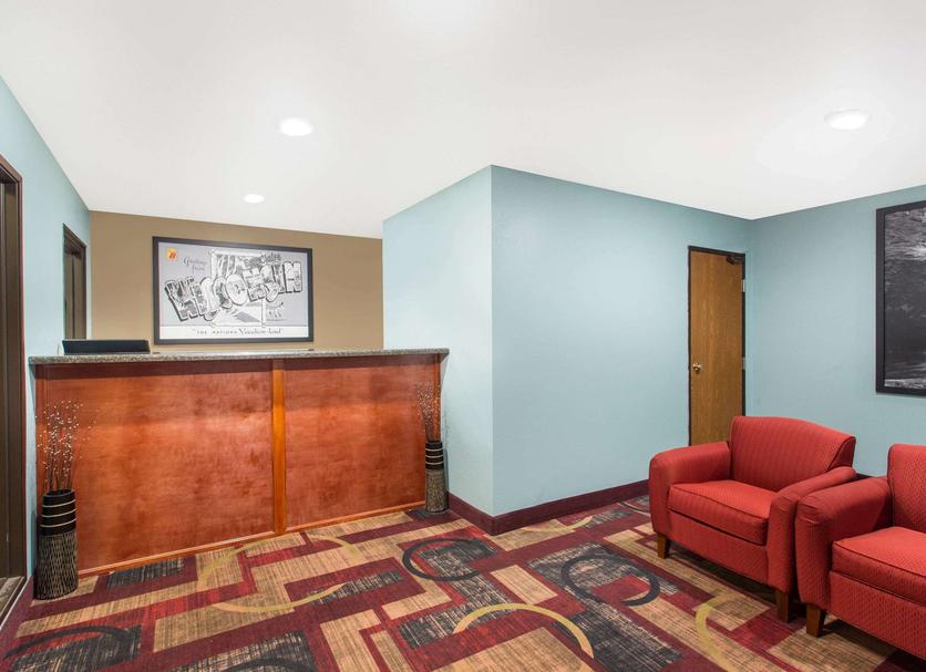 Front desk Photo