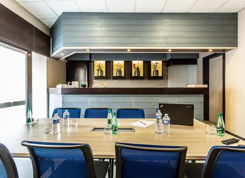 Conference room Photo