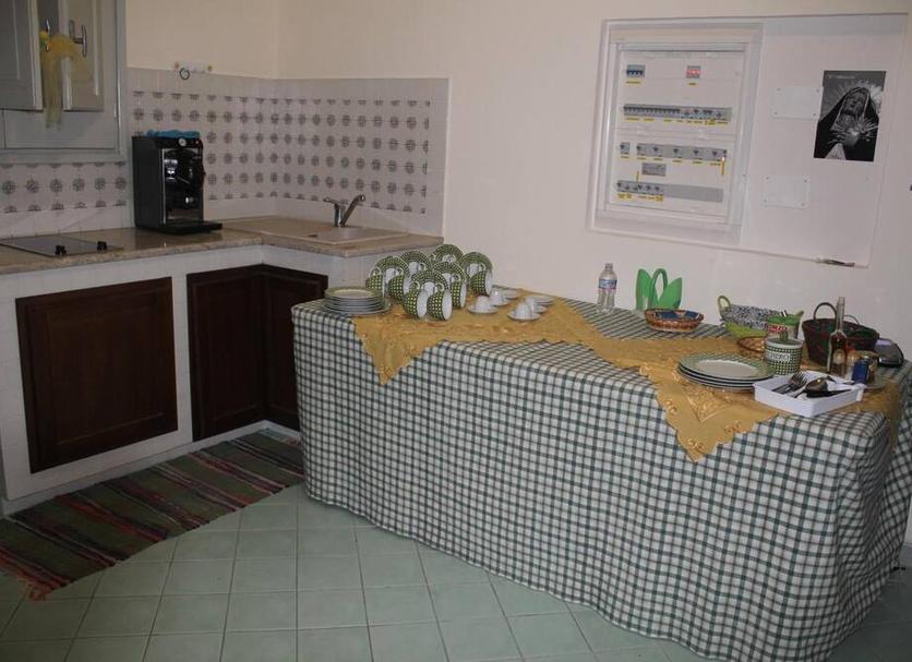 Kitchen Photo