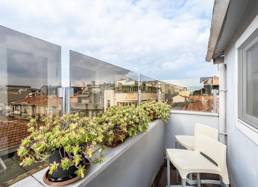 Balcony Photo