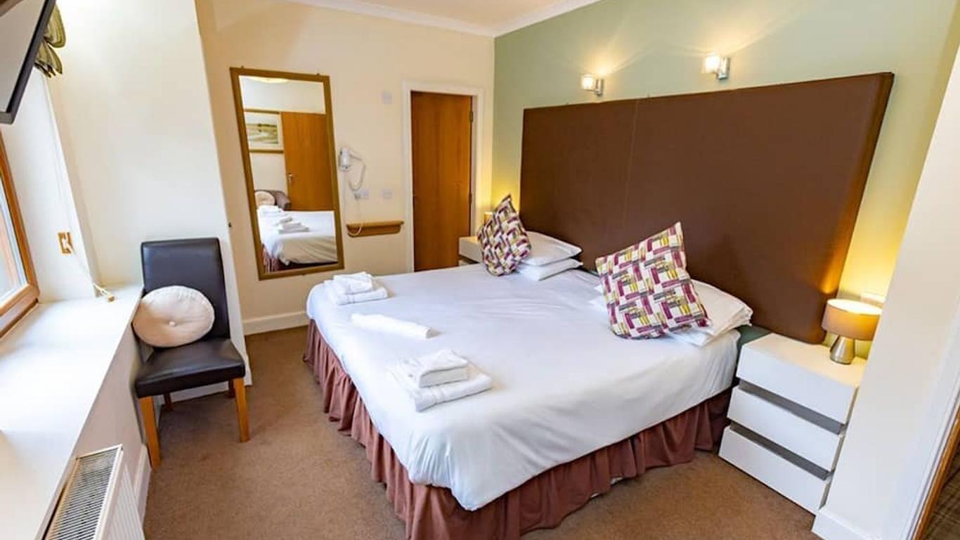 Crown Hotel
