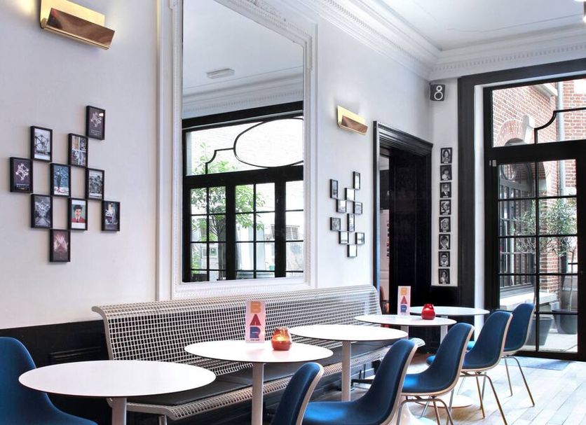 Restaurant Photo