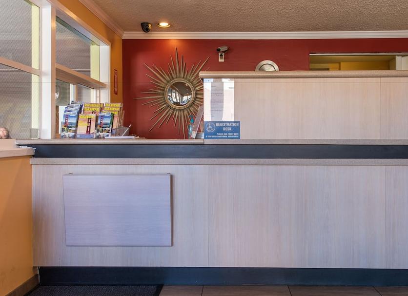 Front desk Photo