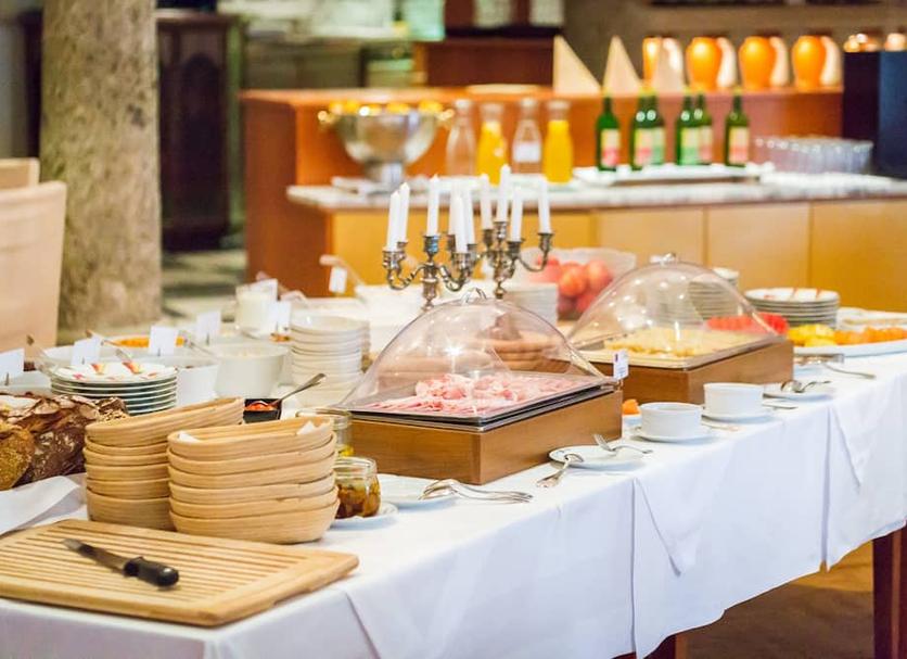 Buffet Photo