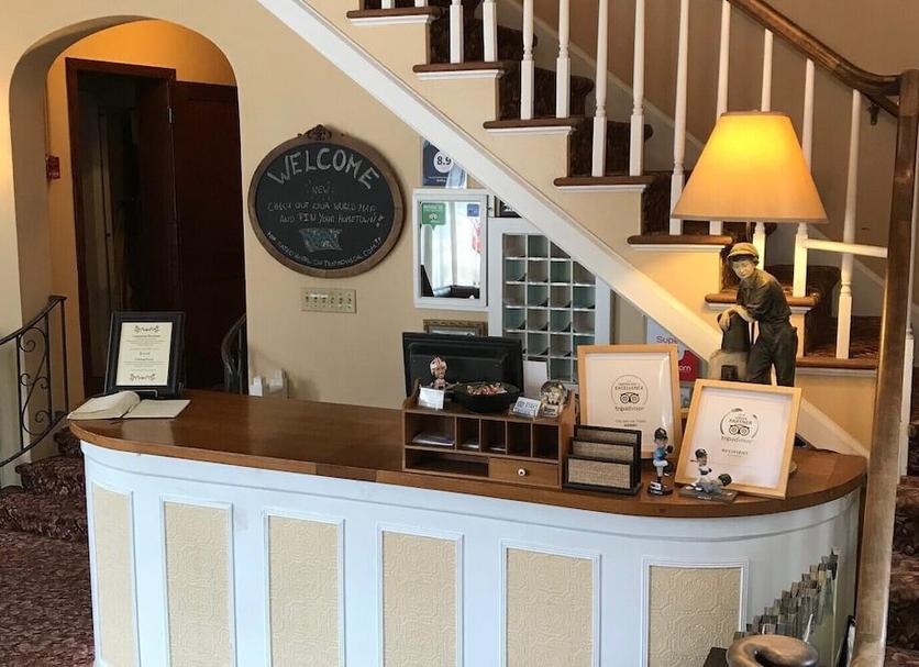 Front desk Photo