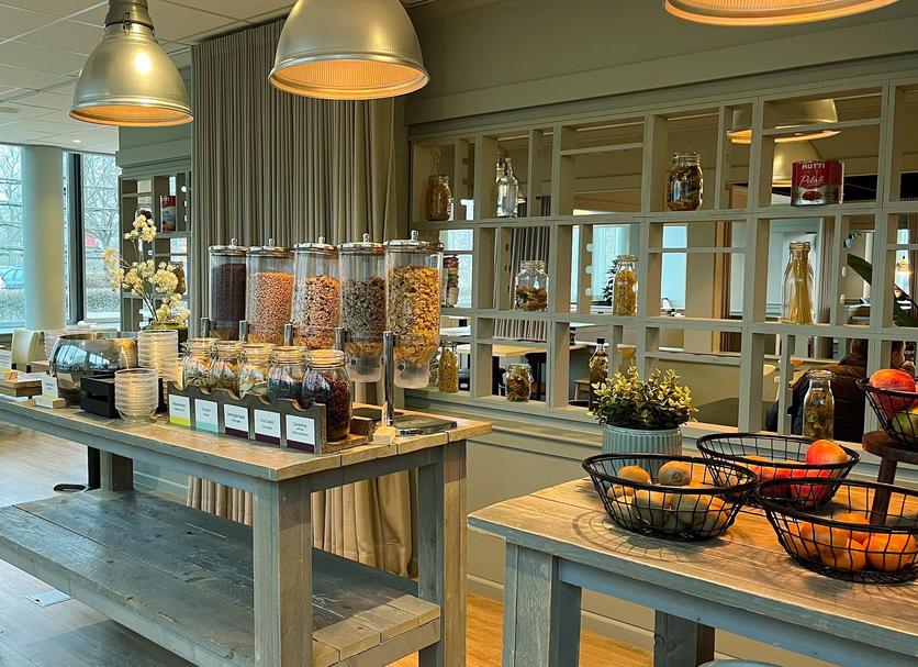 Buffet Photo