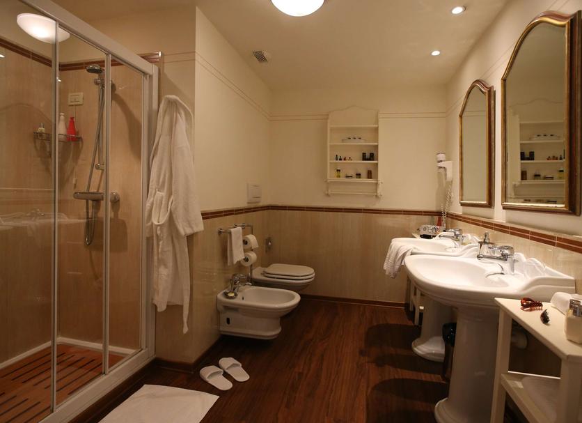 Bathroom Photo