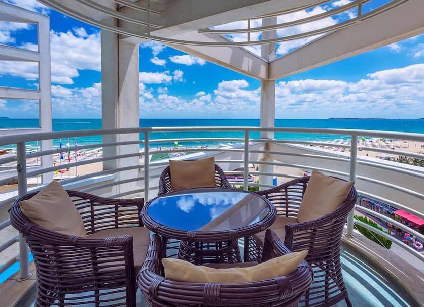 Balcony Photo