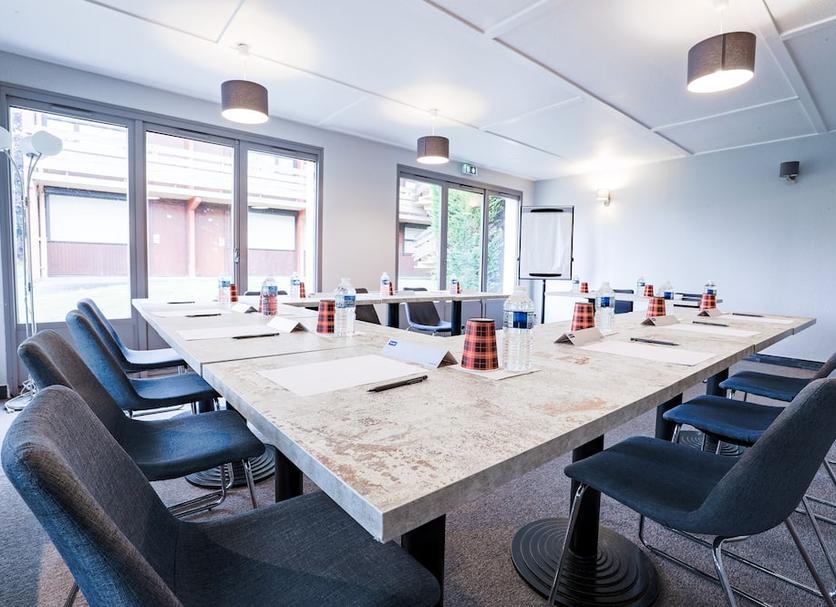 Conference room Photo