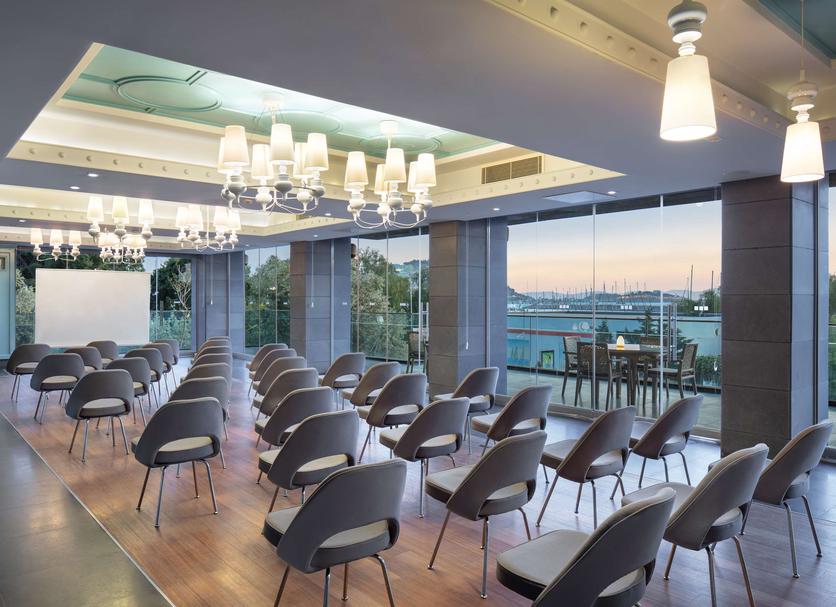 Conference room Photo