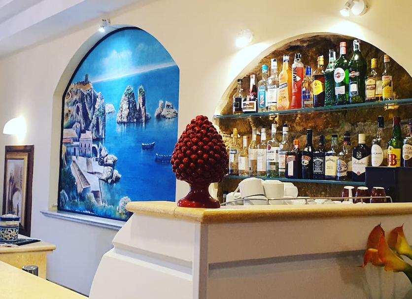 Bar Photo