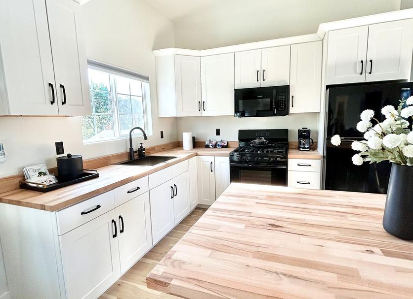 Kitchen Photo