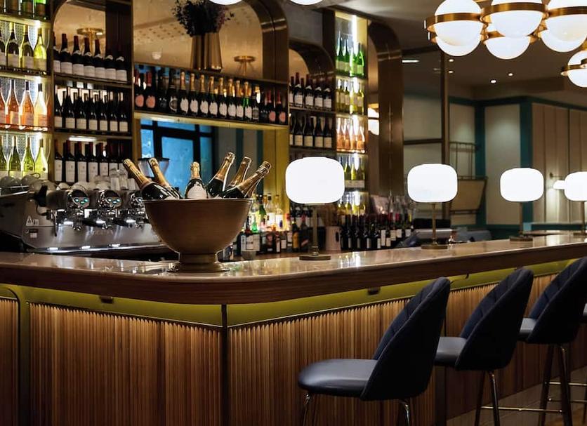 Bar Photo