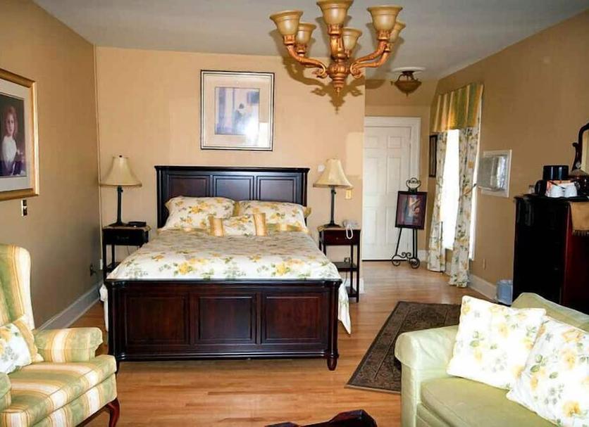Bedroom Photo