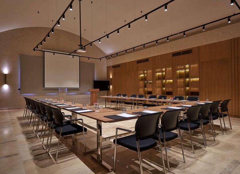 Conference room Photo