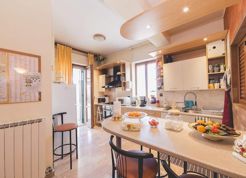 Kitchen Photo