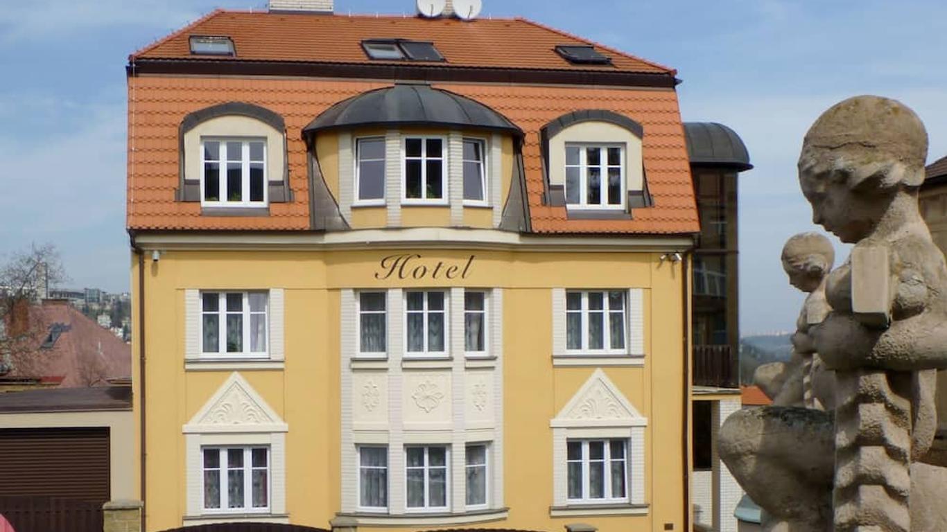 Hotel Garni Rambousek