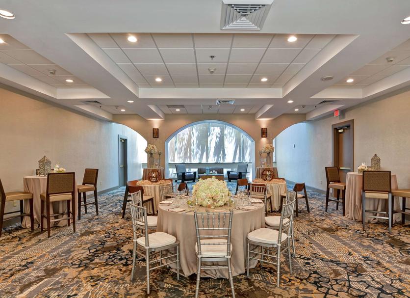 Banquet hall Photo