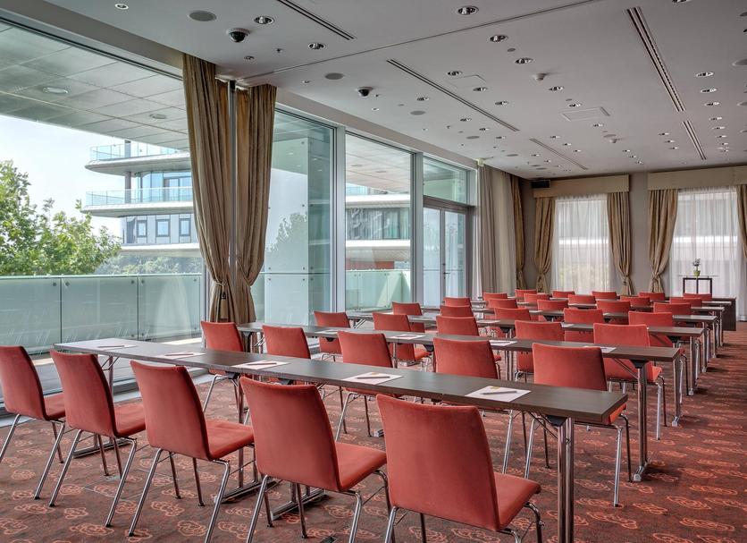 Conference room Photo
