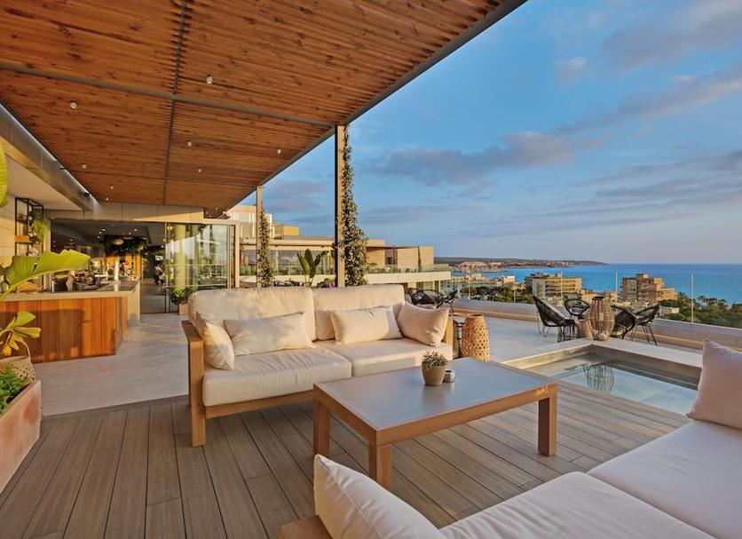 Balcony Photo