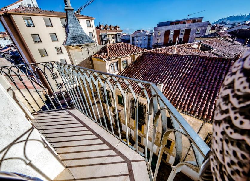 Balcony Photo