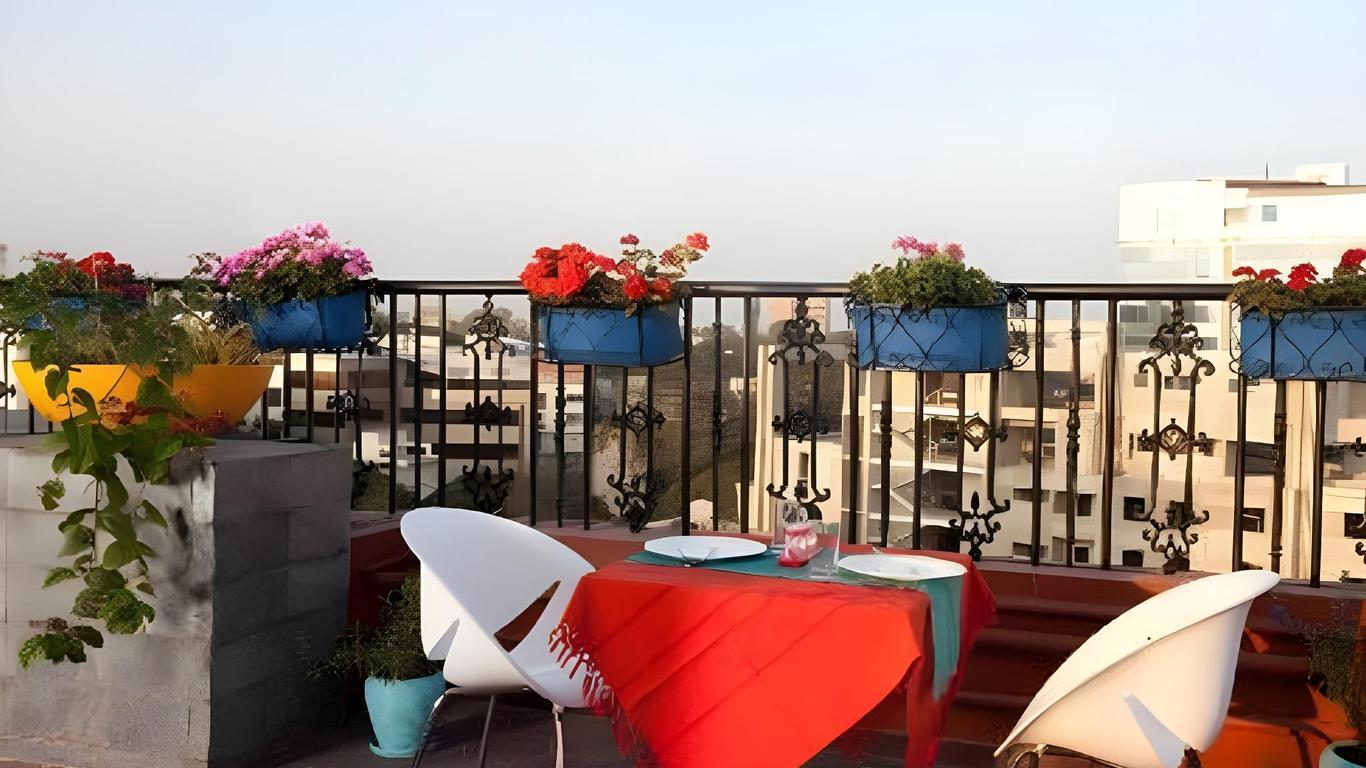 Orchid Suites - A Boutique Hotel