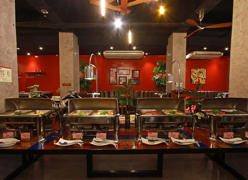 Buffet Photo