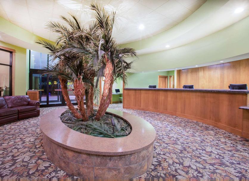 Front desk Photo