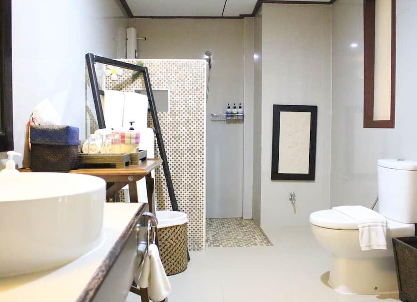 Bathroom Photo